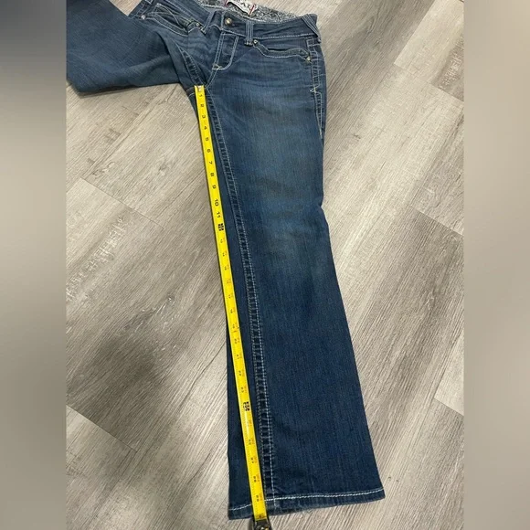 Ariat Women's ๐ข๐Blue Boot Cut Jeans with Stylish Stitching, size 28 (EUC$ - Picture 13 of 14